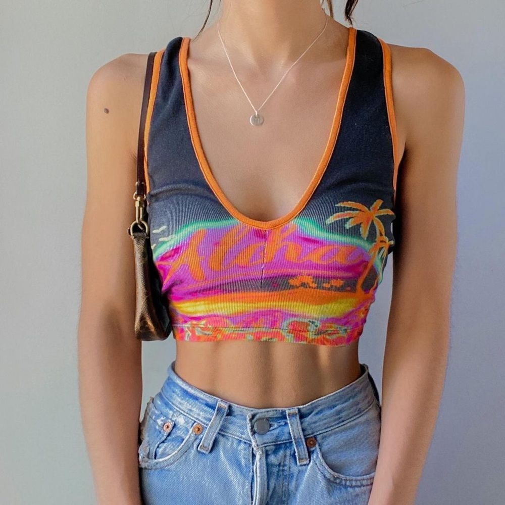 Urban Outfitters - Sunset Aloha Graphic Crossover Crop Top in Multicolor Size M